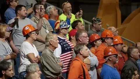 伊哈洛公开表态：曼联年薪不及申花两倍，即便无偿加盟，我心向申花！